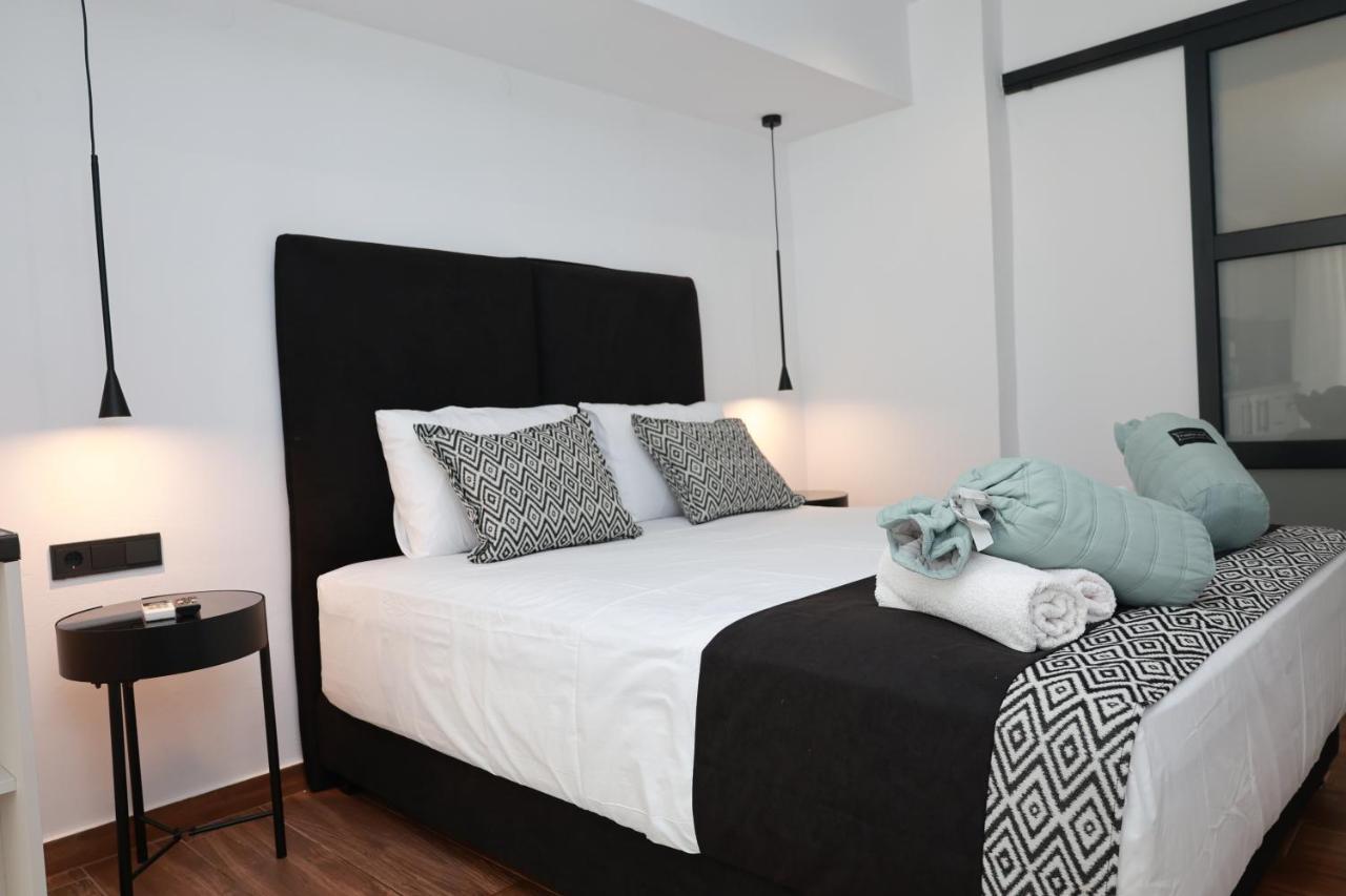 Paris-Irini Studios And Apartments Plomari Ngoại thất bức ảnh