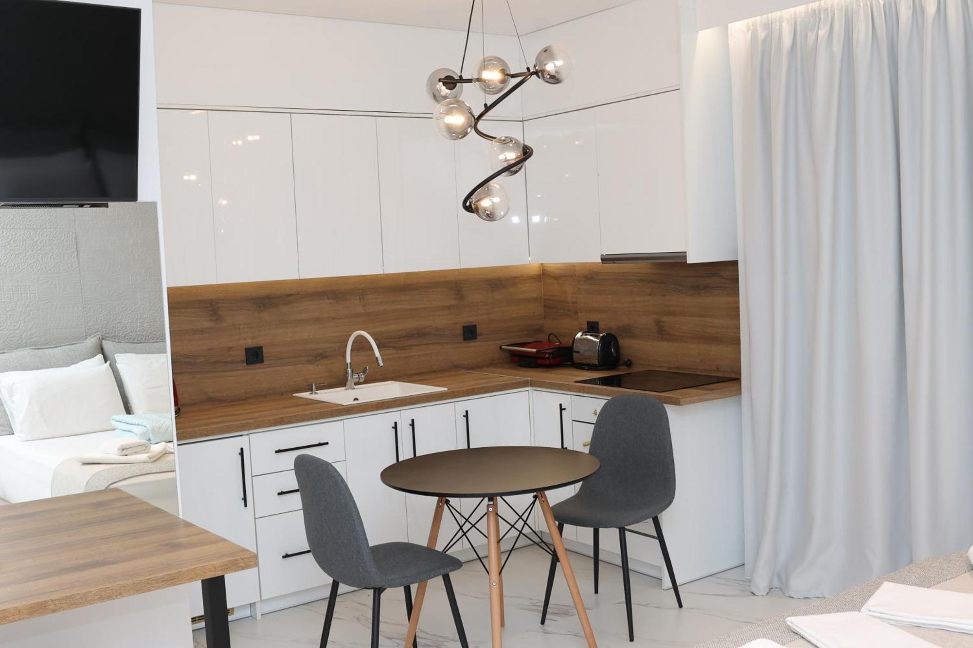 Paris-Irini Studios And Apartments Plomari Ngoại thất bức ảnh