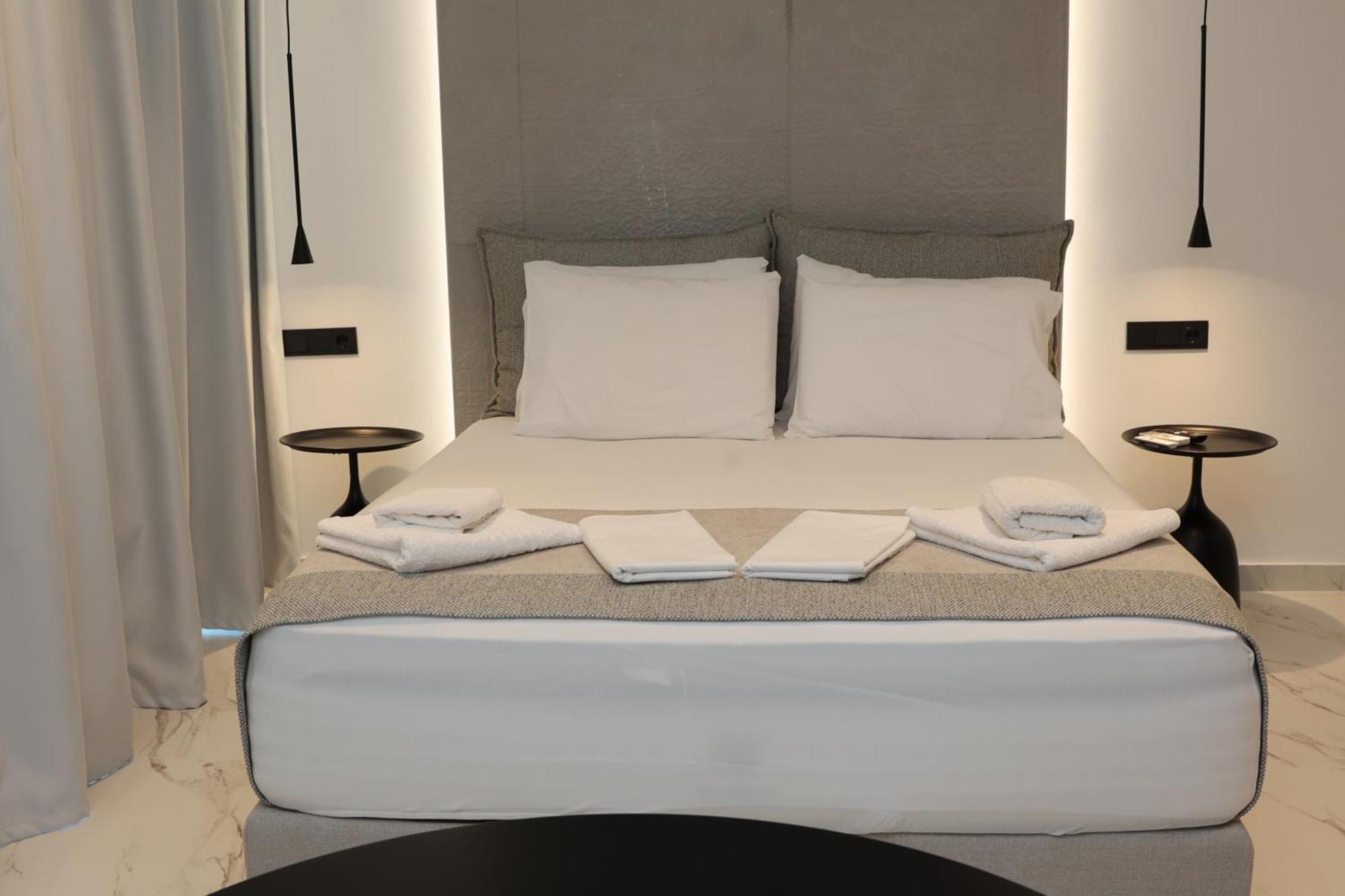 Paris-Irini Studios And Apartments Plomari Ngoại thất bức ảnh